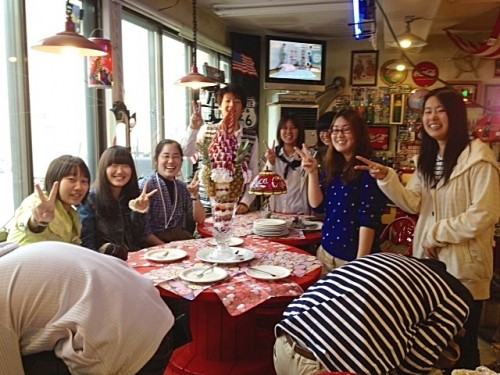 ♪昨日の巨大パフェ《カトリーナ》ご予約のお客様達♪