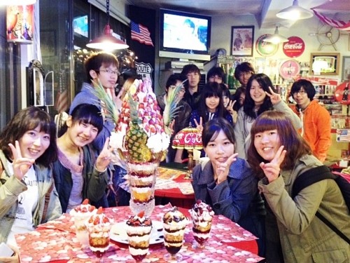 ♪昨日の巨大パフェ『カトリーナ』ご予約のお客様達♪