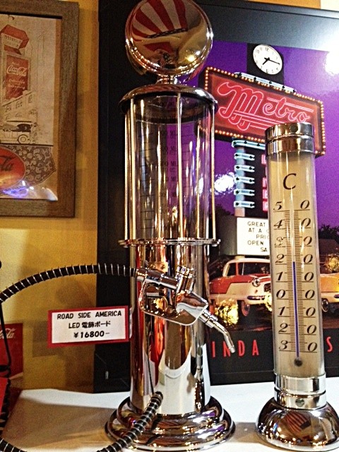 ♪入荷!ガスポンプ型ドリンクサーバー♪