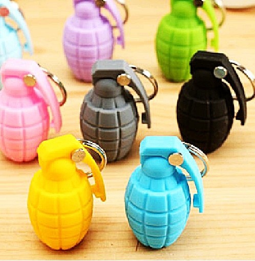 ♪入荷!手榴弾キーホルダー♪