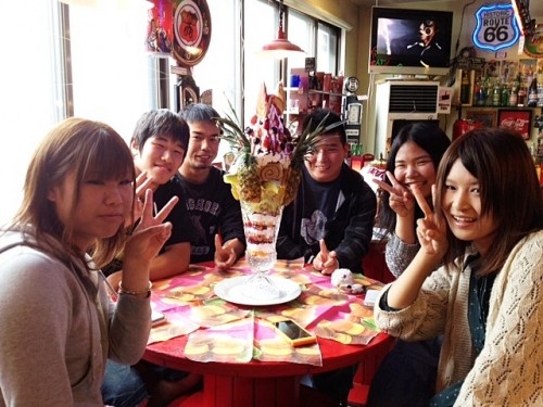 ♪祝20本目!巨大パフェ『カトリーナ』ご予約のお客様♪