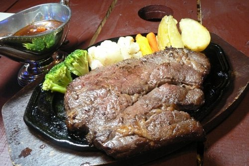 ♪鉄板シリーズの代表!ジャンボビフテキセット♪