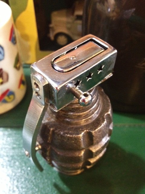 ♪入荷！手榴弾 オイルライター♪