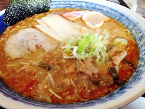 めん吉 木野店 で「辛口 もつ煮ラーメン」