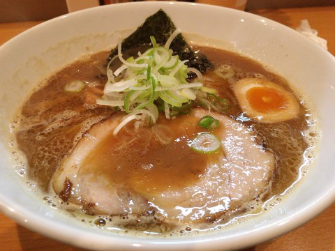 札幌市「麺屋すずらん」