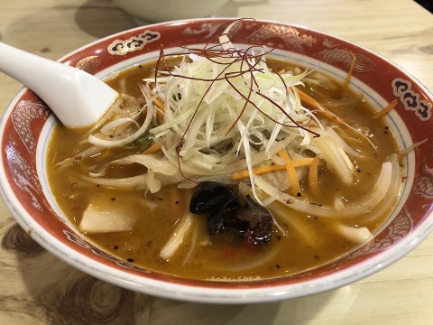 札幌市「ラーメンまるいし 白石店」