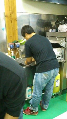 『兄さん皿を洗う』の巻