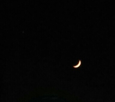 ハロウィンの夜空に
