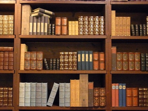 Empty Book / PUEBCO