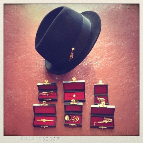 新入荷　PUEBCO　PIN　BADGE