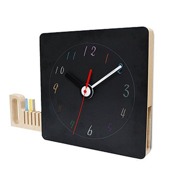 Tabla Blackboard clock.