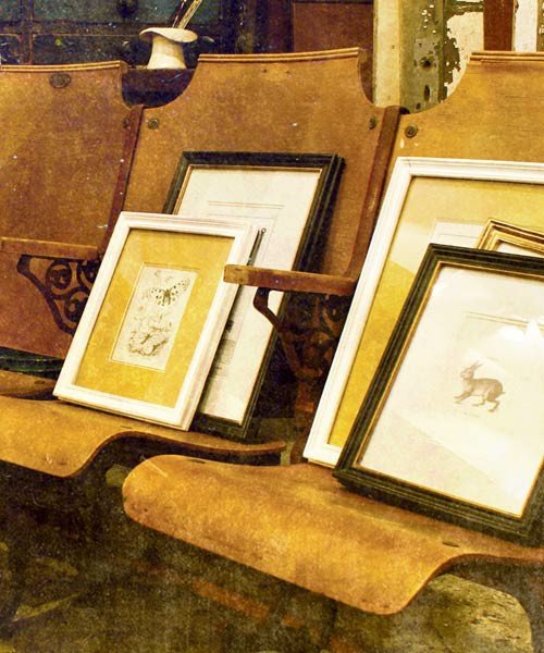 VINTAGE FRAME