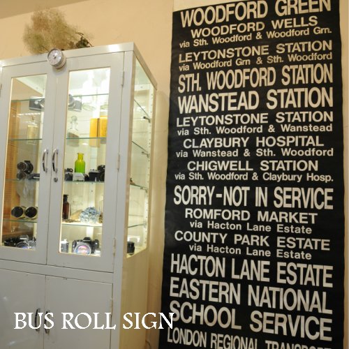 LONDON BUS ROLL SIGN