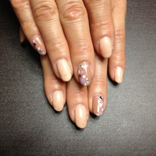 ゴールドラメをコーティング。