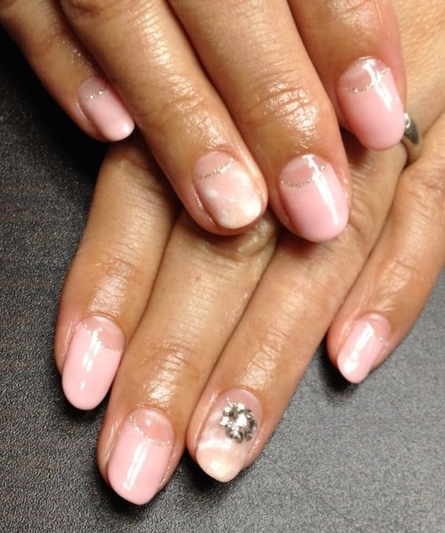 ピンク天然石。