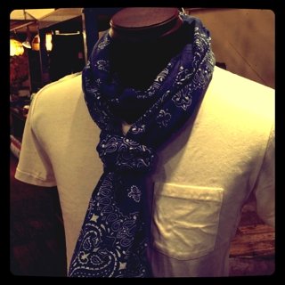 バンダナストール