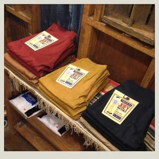 再々入荷！　チノパン！！