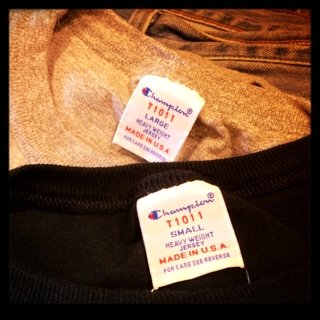 MADE IN USA Champion ポケT入荷！！