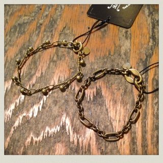 Reactアクセサリー入荷！！