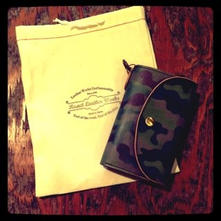 Re ACTカモ柄レザーウォレット入荷！！