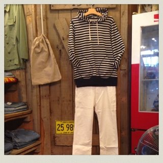 ホワイトチノ入荷！！