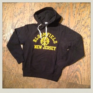 Champion パーカー入荷！！