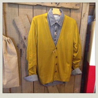 シャンブレーシャツ入荷！！