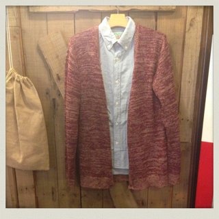 シャツ+カーディガン！