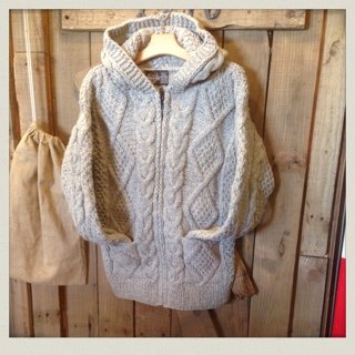 ケーブルZIPニットパーカー入荷！！