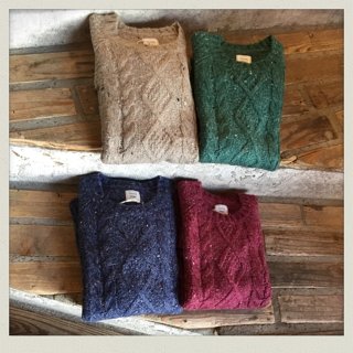 ケーブルニット入荷！！