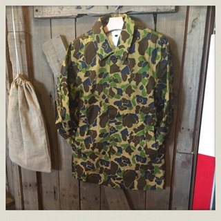 カモ柄コート入荷！！