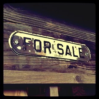 アウター＆ニットお安くなっています！！