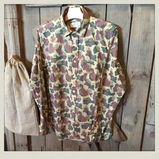 カモ柄シャツ入荷！！