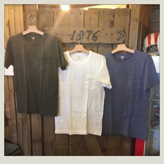 クルーネックポケット付きTシャツ入荷!!