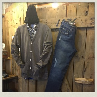 NEO BLUE スキニーデニム!!