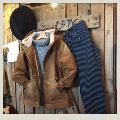 タートルネックケーブルニット!!