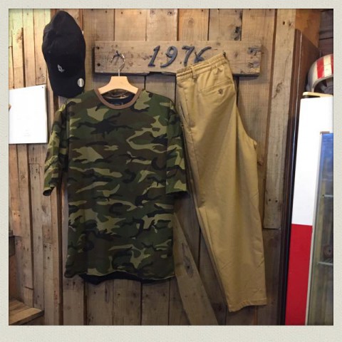 REVO ルーズサイズ　カモ柄Tシャツ入荷!!