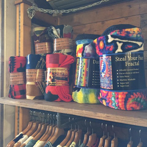 EARTH RAGZ入荷!!