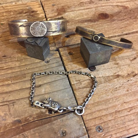 LITTLE VILLAGE & CO. アクセサリー入荷!!