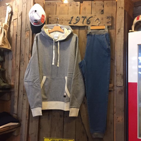 Champion 2トーンパーカー入荷!!