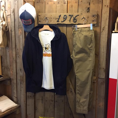 ライトオンスZIPパーカー入荷!!