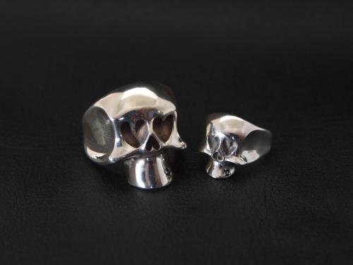 新作　目と鼻がハート　スカルのピンキーリング