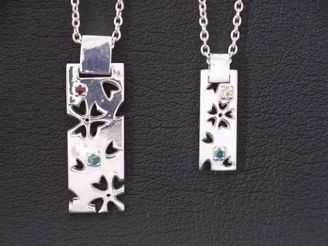 シルバー925 ペアの桜ネックレス 誕生石付き
