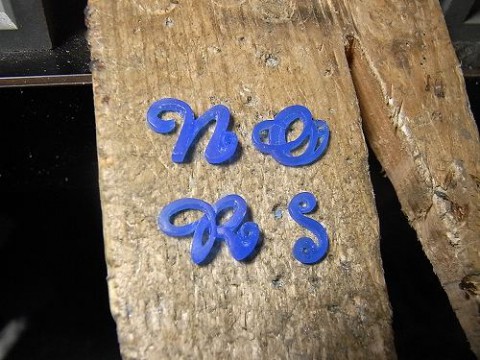 絶賛作製中! ハワイアン文字のイニシャルペンダント
