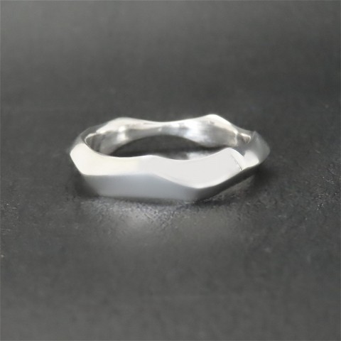 ランダム多面体リングのご紹介です!