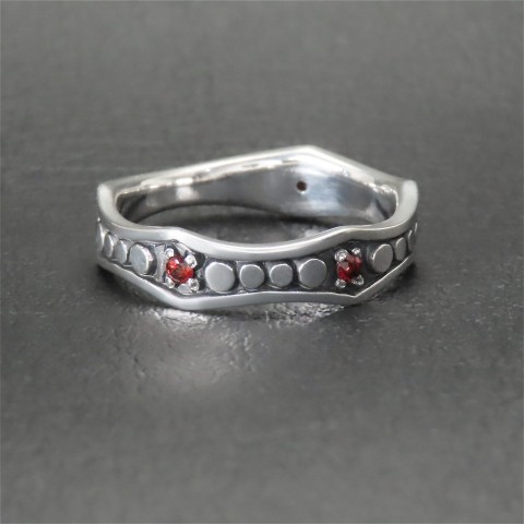 ストーンリングのご紹介です!