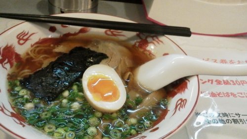 杏華さんの烏骨鶏ラーメン（過去ラー記録）