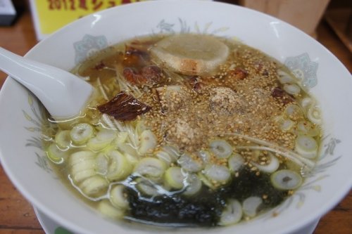 寶龍新得店さんの地鶏入り塩ラーメン（過去ラー記録）