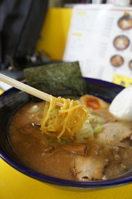 麺や おこやさんの しょうゆらーめん