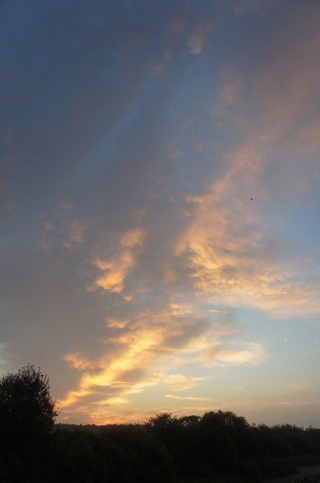 朝焼けと夕焼けのそろい踏み